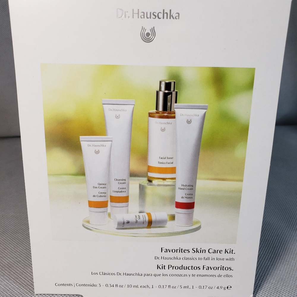 Dr. Hauschka Favorites Skincare Kit